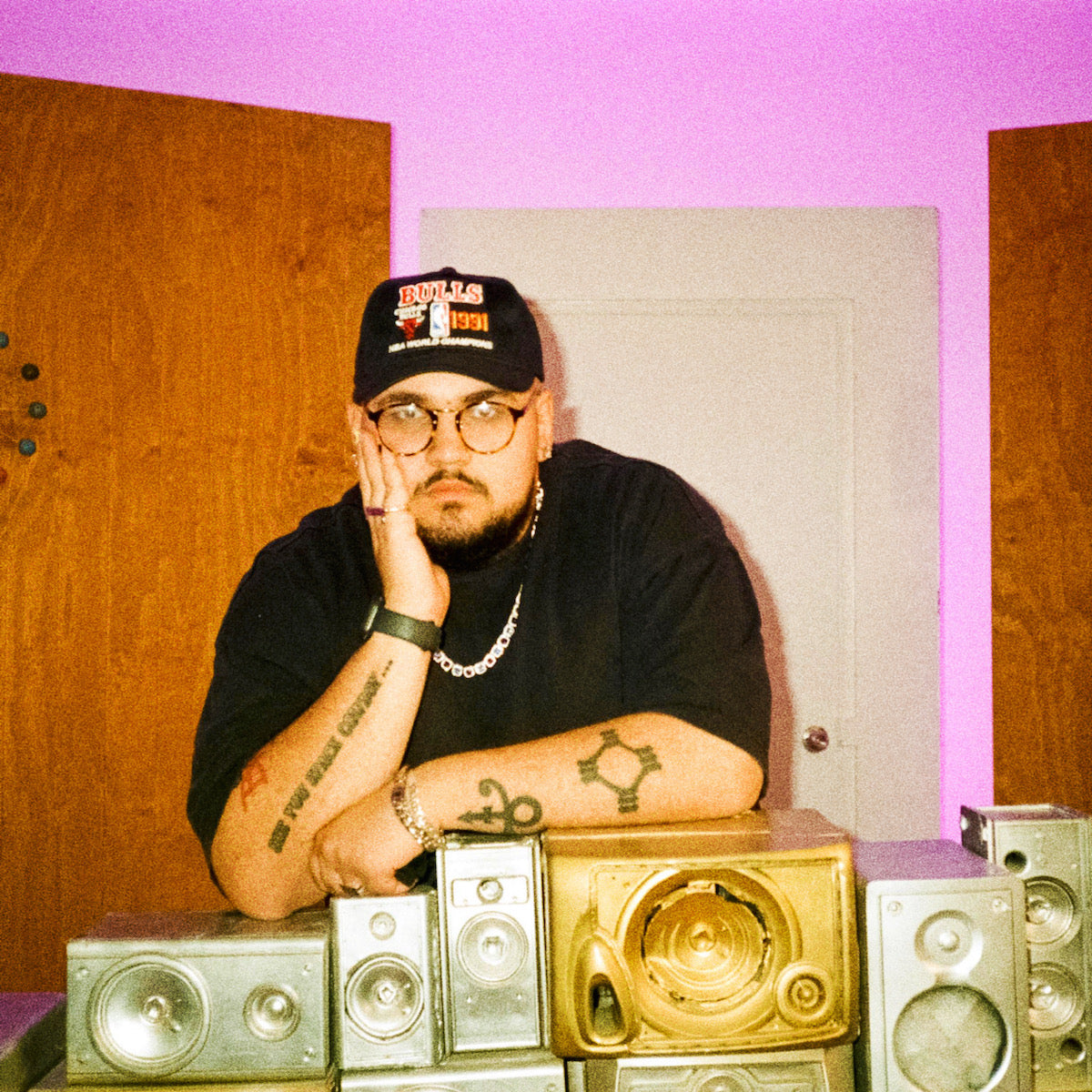 Charbel signs to Farmer & The Owl, shares new single & video clip 'Wavy'